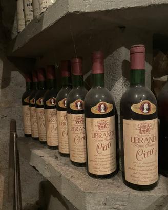 8 bottiglie vino Cirò Librandi 1974