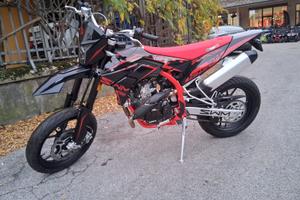 SWM SM 125 R**MOTARD MOT. BIALBERO