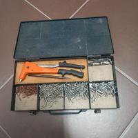 Rivettatrice manuale