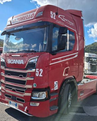 Scania R500