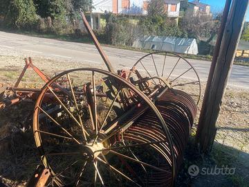 Rastrellone da fieno