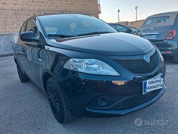 Lancia Ypsilon 1.2 69 CV 5 porte Elefantino Blu SO