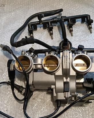 BMW S 1000 RR  2011 corpo farfallato