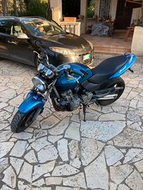 Honda hornet 600