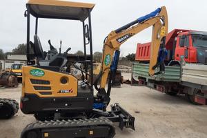 Escavatore Sany SY 16C