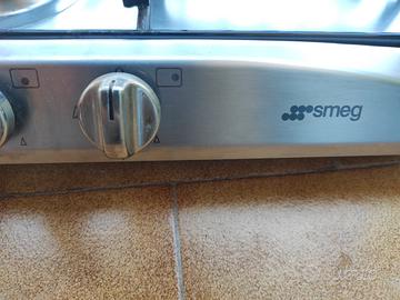 Piano cottura ,4 fuochi SMEG