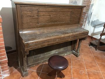 Pianoforte a colonna anni 60