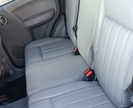 Jeep cerokee 2.8 limited aut D . permuta