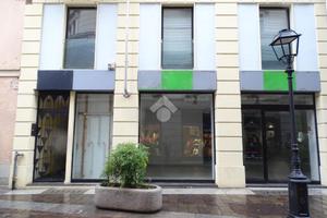 NEGOZIO A ALESSANDRIA