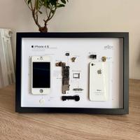 IPhone 4s Bianco Smontato e Incorniciato (21x30)cm