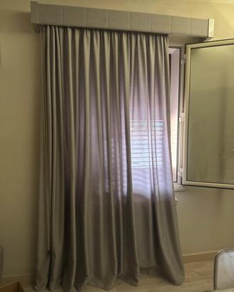 Tenda con portale cassonetto rivestito