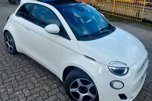 500 elettrica in perfetto stato