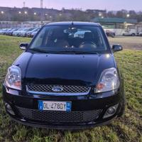 Ford Fiesta 1.4 TDCI TITANIUM 5porte