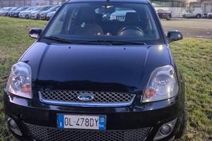 Ford Fiesta 1.4 TDCI TITANIUM 5porte