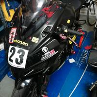 suzuki gsxr 750 k6 