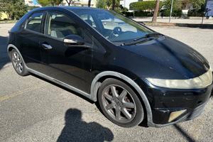 Honda Civic 2.2 i-CTDi 5p. Executive i-P DPF 2006.