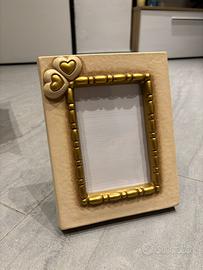 Cornice rettangolare media THUN con cuori dorati