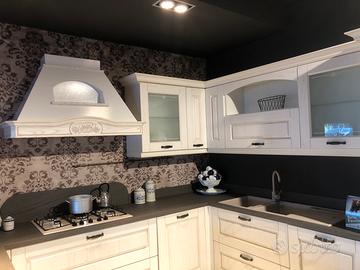 Cucina nuova in svendita dal nostro magazzino