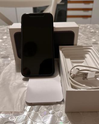 Apple iPhone 11 128gb + accessori