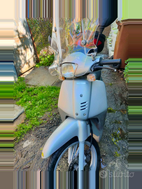 Scooter 50 cc Honda sh fifty