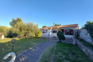 CASA INDIPENDENTE A CALCATA