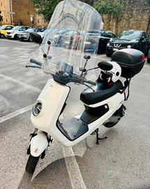Scooter Niu M+ Lite