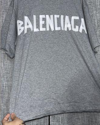 T shirt balenciaga S grigia 2025 over