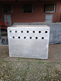 Capre e cassa per trasporto animali