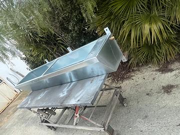 Abbeveratoio per animali