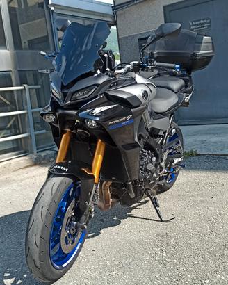 Tracer 9 gt 2023 in garanzia