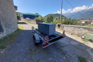 Carrello per pit bike con cassone portaricambi