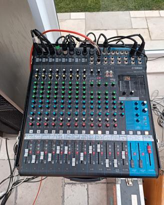 Mixer professionale Yamaha MG16XU - 16 canali