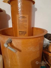 Contenitori in vetro resina
