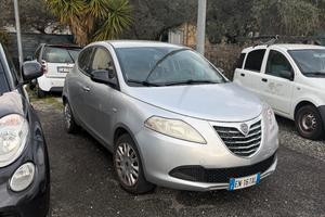 lancia Ypsilon 2012