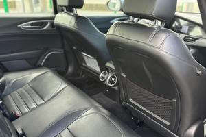Alfa Romeo Giulia Veloce Q4 AT8 210CV