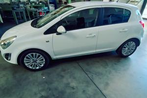Opel corsa gpl 2011
