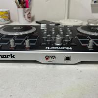 Numark Mixtrack Quad