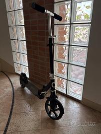 monopattino pro per ragazzi