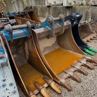 Benna e attacchi rapidi VTN Escavatori 135/210 Q