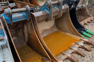 Benna e attacchi rapidi VTN Escavatori 135/210 Q