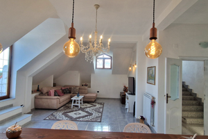 Attico in villa a Presenzano (Ce)