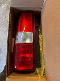 Fanale posteriore per Suzuki Jimny FJ - Sx