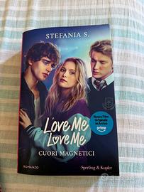 Libro Love me Love me Cuori magnetici