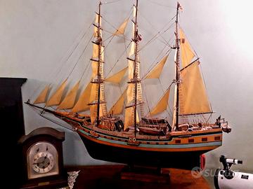 Veliero in legno "oceanik"