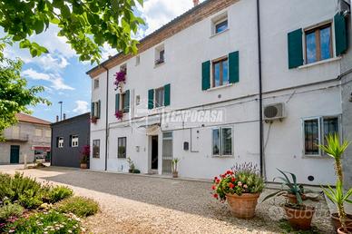 PORZIONE DI CASA