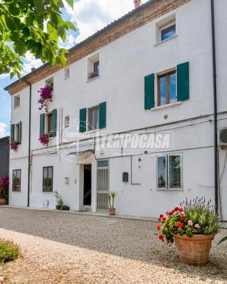 PORZIONE DI CASA