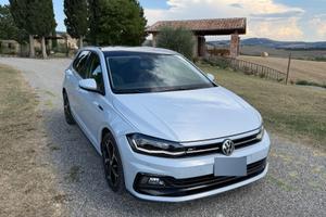 VOLKSWAGEN POLO 1.6 TDI 95 CV - R-Line