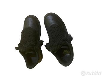 air force nere con corde