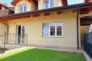 VILLA A SCHIERA A GASSINO TORINESE