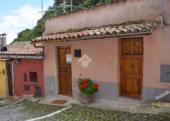 CASA INDIPENDENTE A TAGLIACOZZO